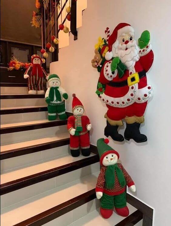 13. decoraciones navidenas con munecos